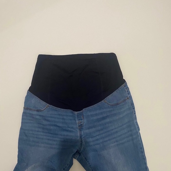 Maternity Jeans - Picture 5 of 11